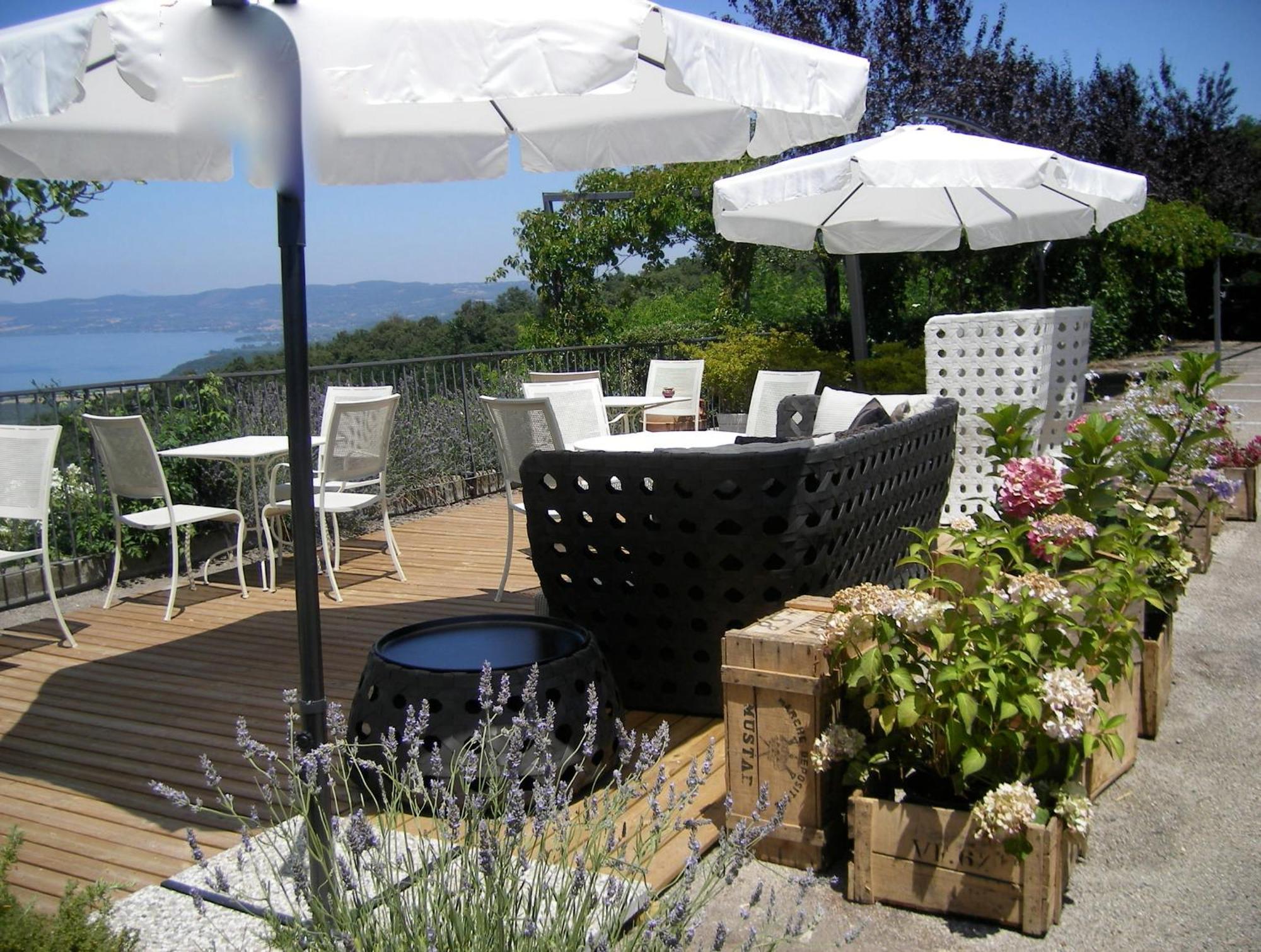 Hotel Il Caminetto Montefiascone Exterior foto